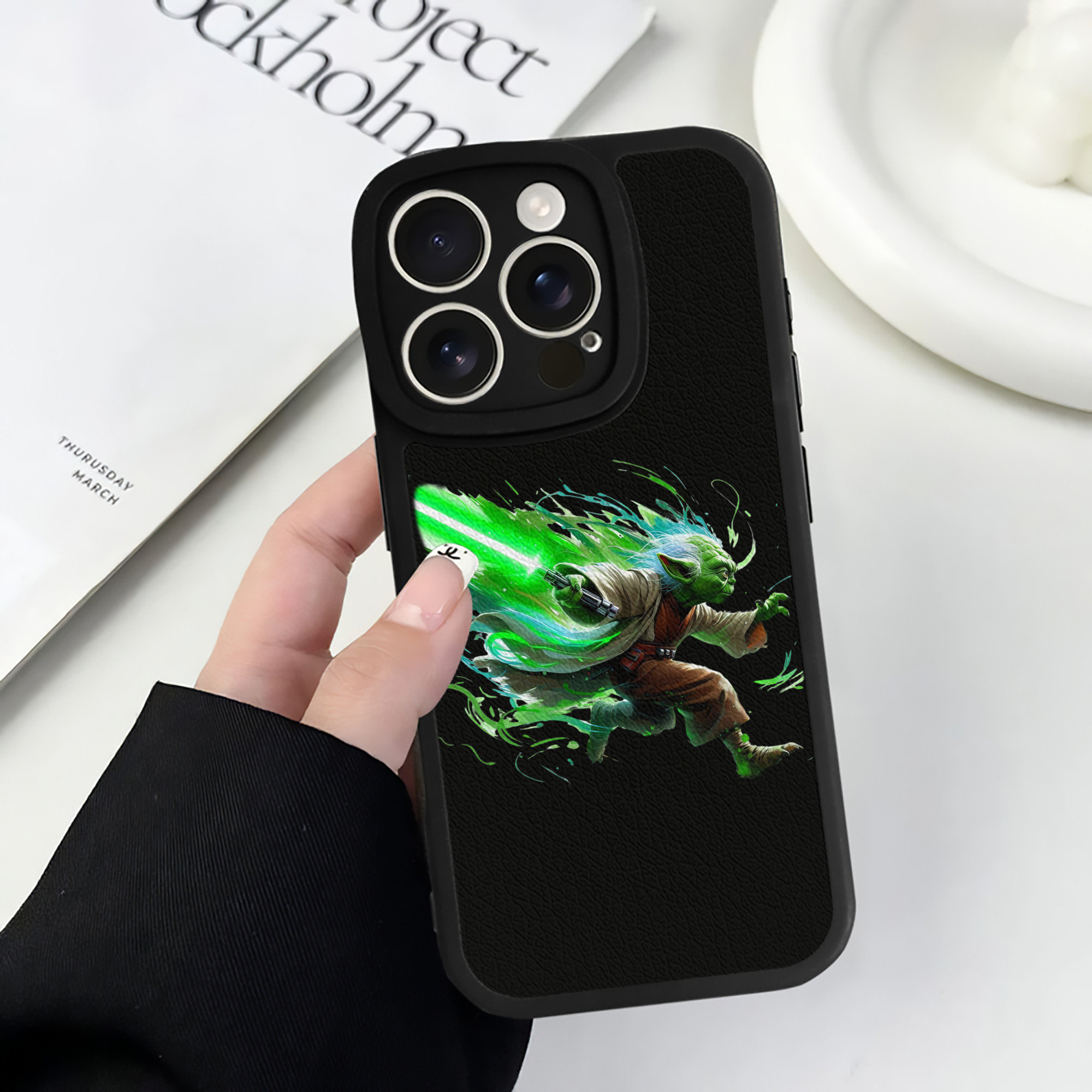 （画像用） スター・ウォーズ Star Wars 【iPhone 16シリーズ対応】シリコンスマホケース（レザー調） 材質：シリコン